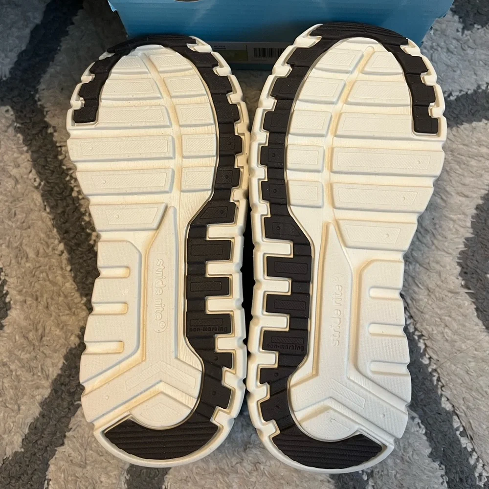 NWT Stride Rite Sr Cru Brown Dress Shoes